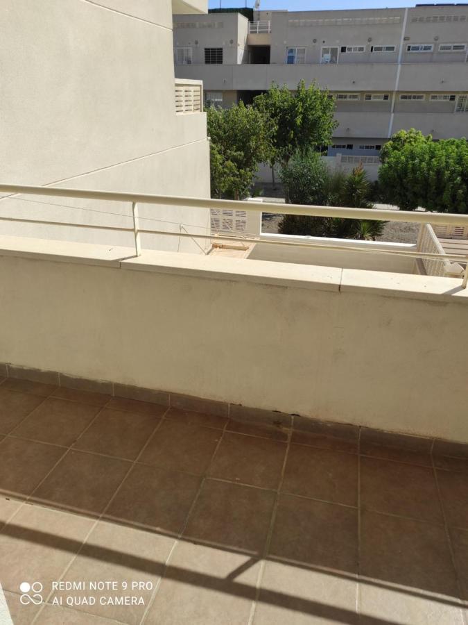 Habitaciones En Casa Compartida Retamar Almería Eksteriør bilde