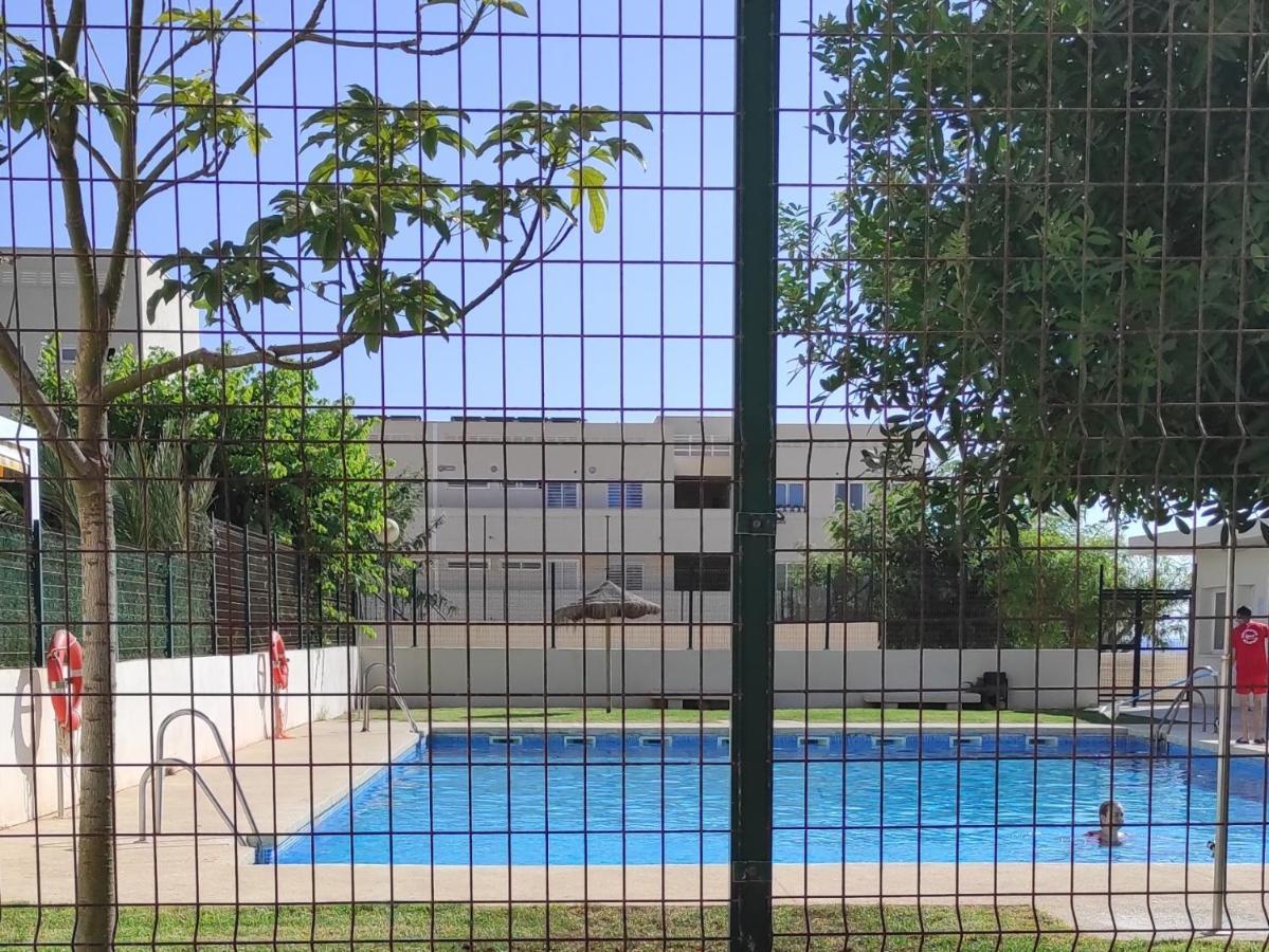 Habitaciones En Casa Compartida Retamar Almería Eksteriør bilde