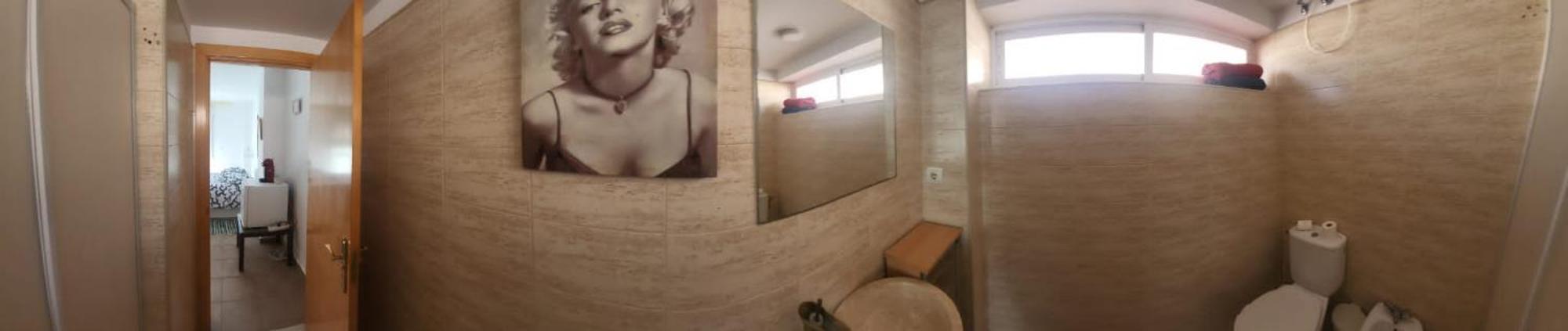 Habitaciones En Casa Compartida Retamar Almería Eksteriør bilde