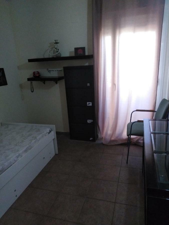 Habitaciones En Casa Compartida Retamar Almería Eksteriør bilde